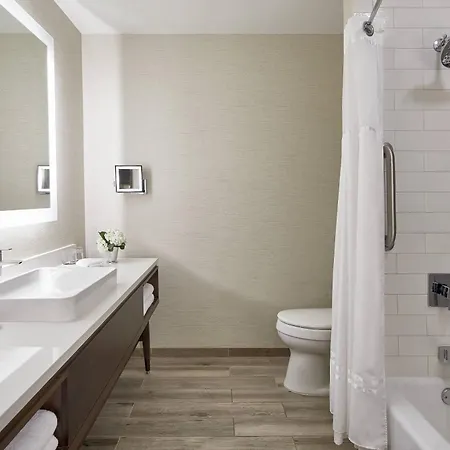 Grand Hotel Golf Resort & Spa, Autograph Collection Point Clear Room photo